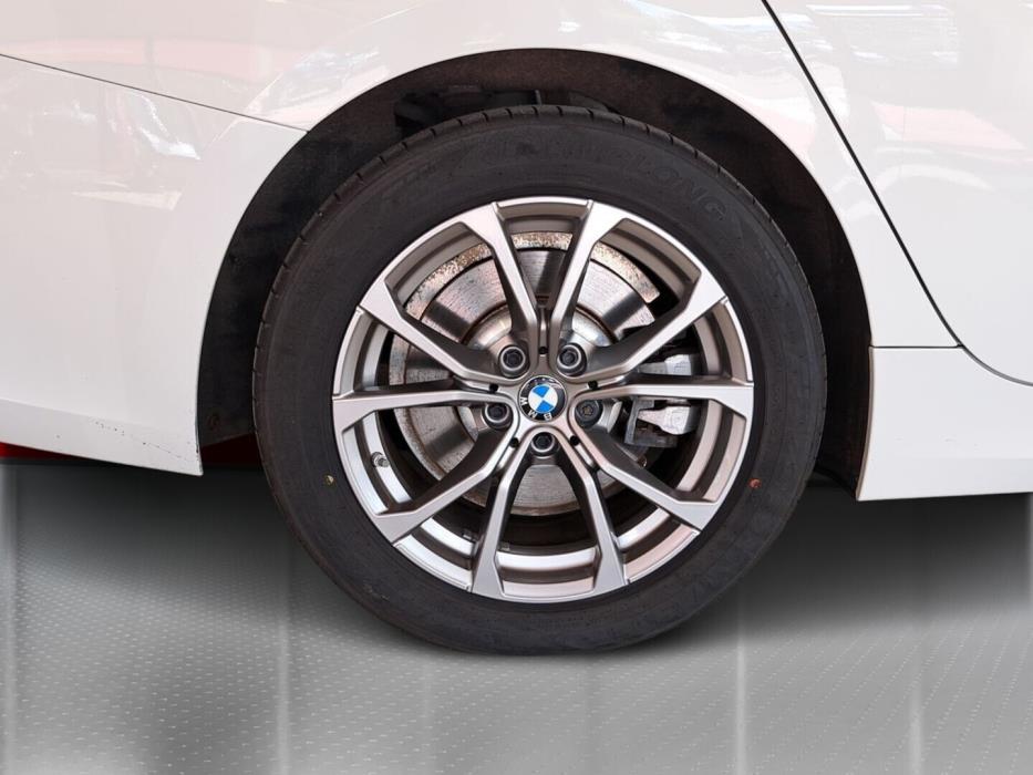 BMW 330 2020