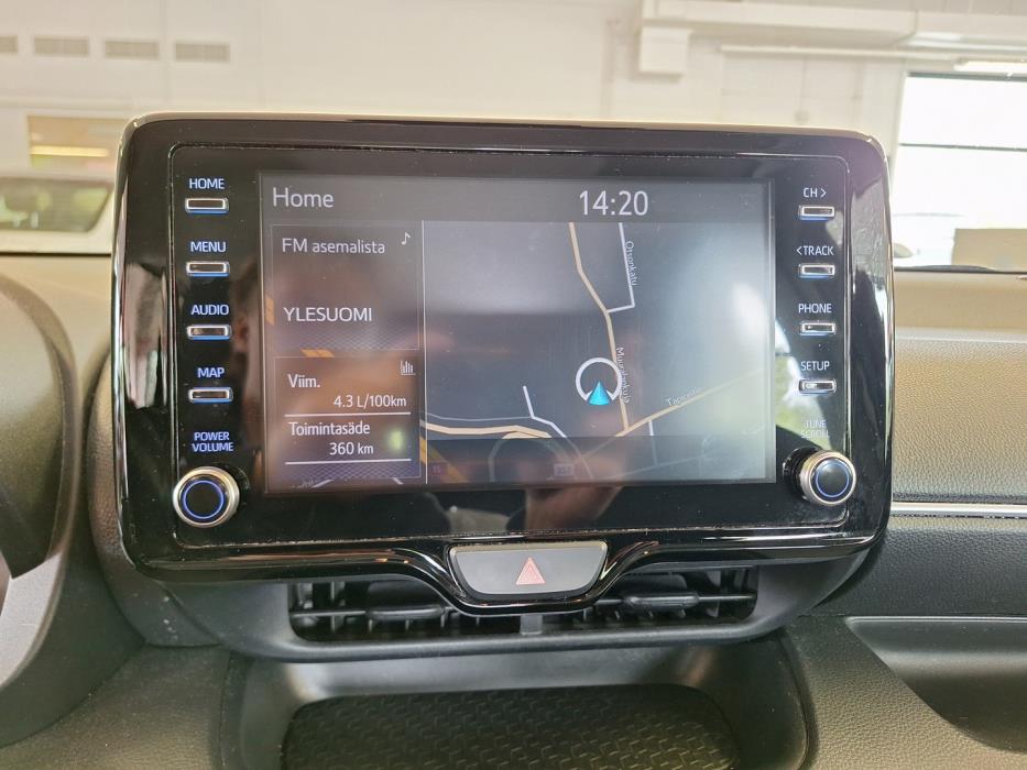 TOYOTA Yaris 2021