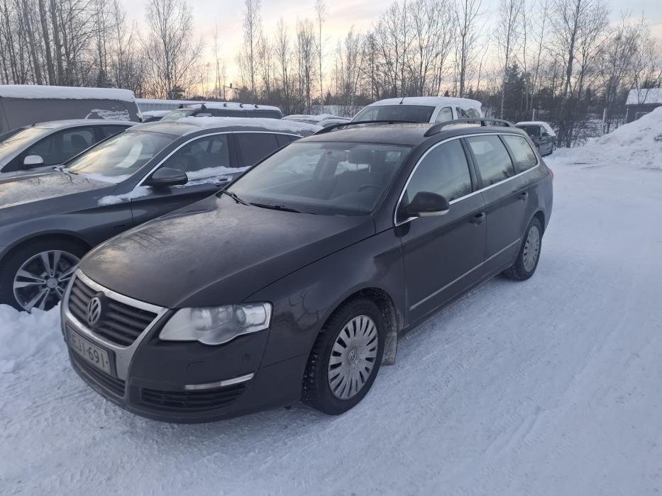 VOLKSWAGEN Passat 2009