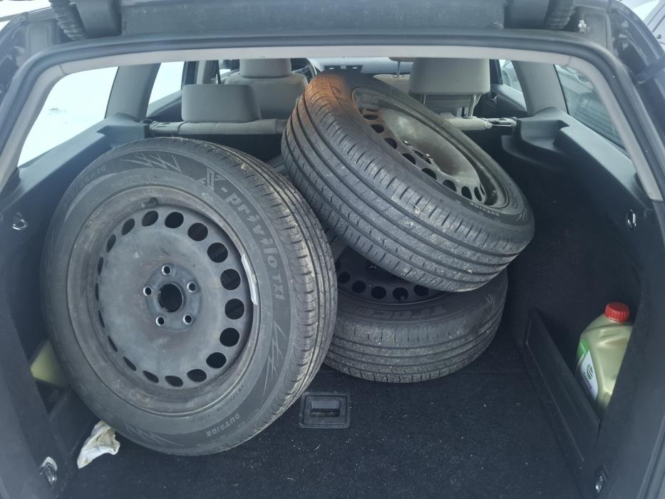 VOLKSWAGEN Passat 2009