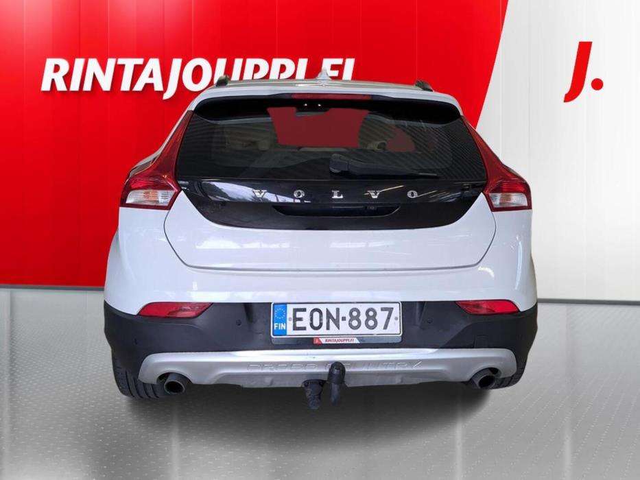 VOLVO V40 Cross Country 2017