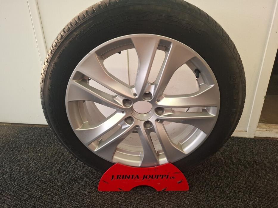 MERCEDES-BENZ C 2012