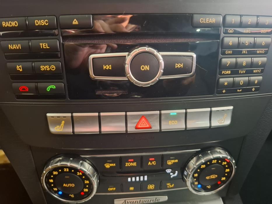 MERCEDES-BENZ C 2012