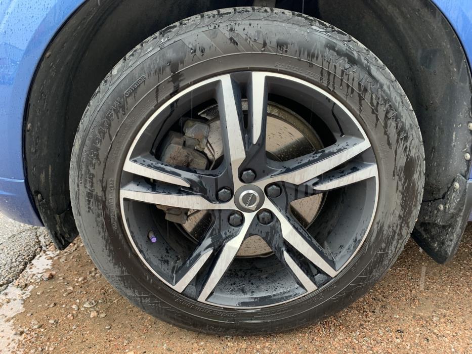 VOLVO XC60 2018