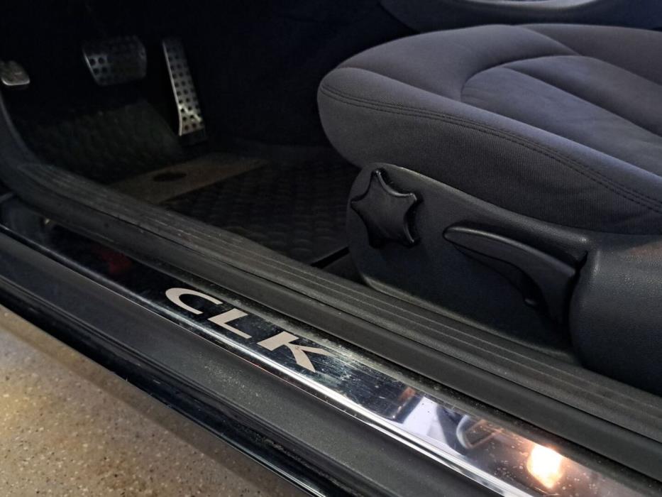 MERCEDES-BENZ CLK 2005