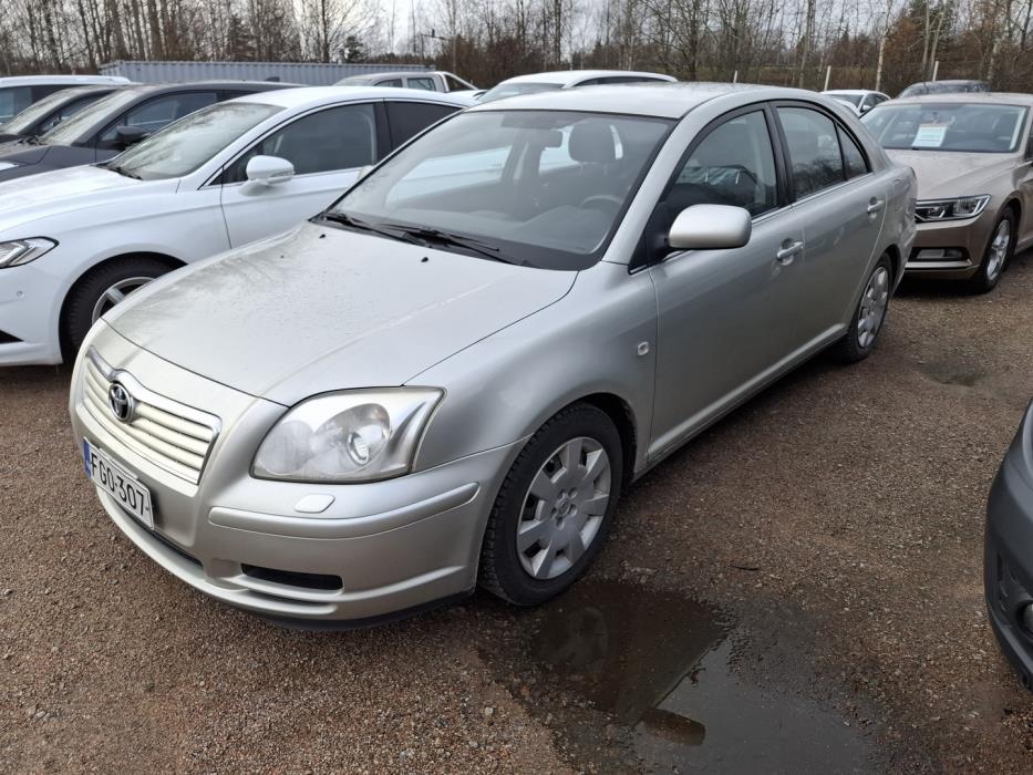 TOYOTA Avensis 2005