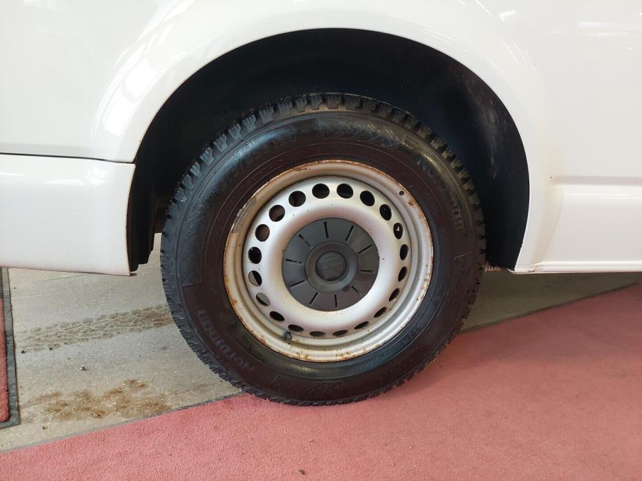 VOLKSWAGEN Transporter 2017