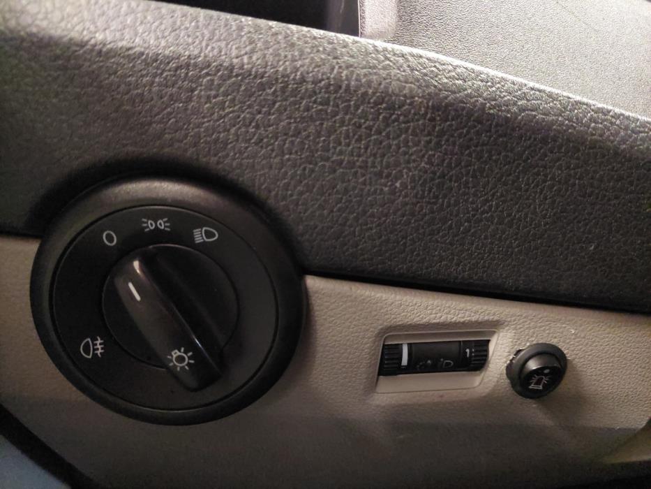 VOLKSWAGEN Transporter 2017