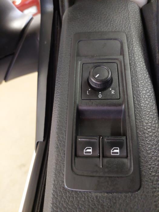 VOLKSWAGEN Transporter 2017