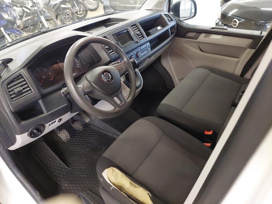 VOLKSWAGEN Transporter 2017