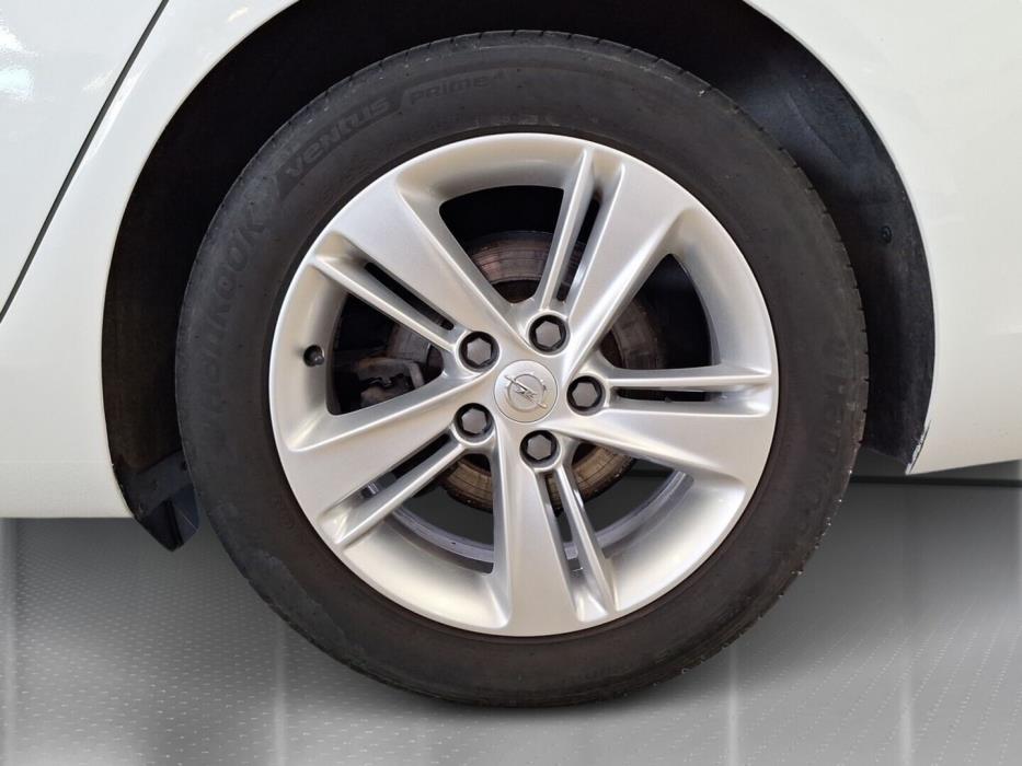 OPEL Insignia 2018
