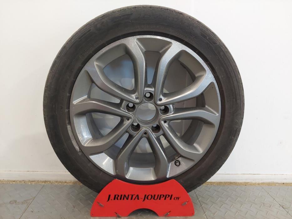 MERCEDES-BENZ C 2015