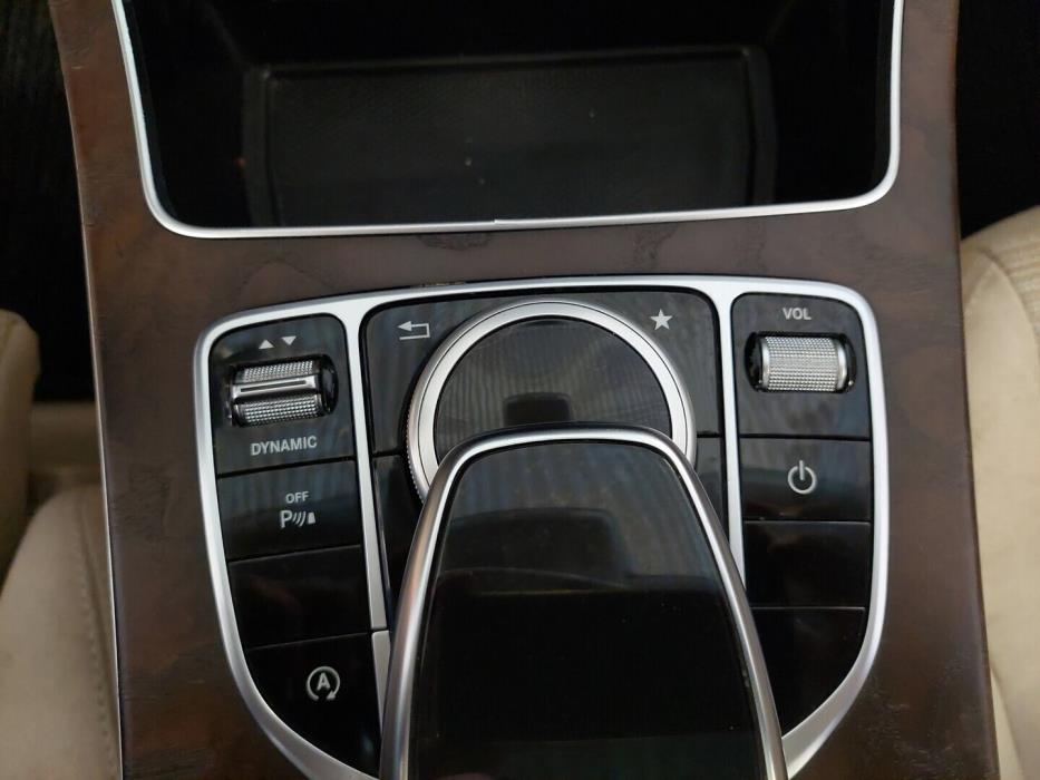 MERCEDES-BENZ C 2015