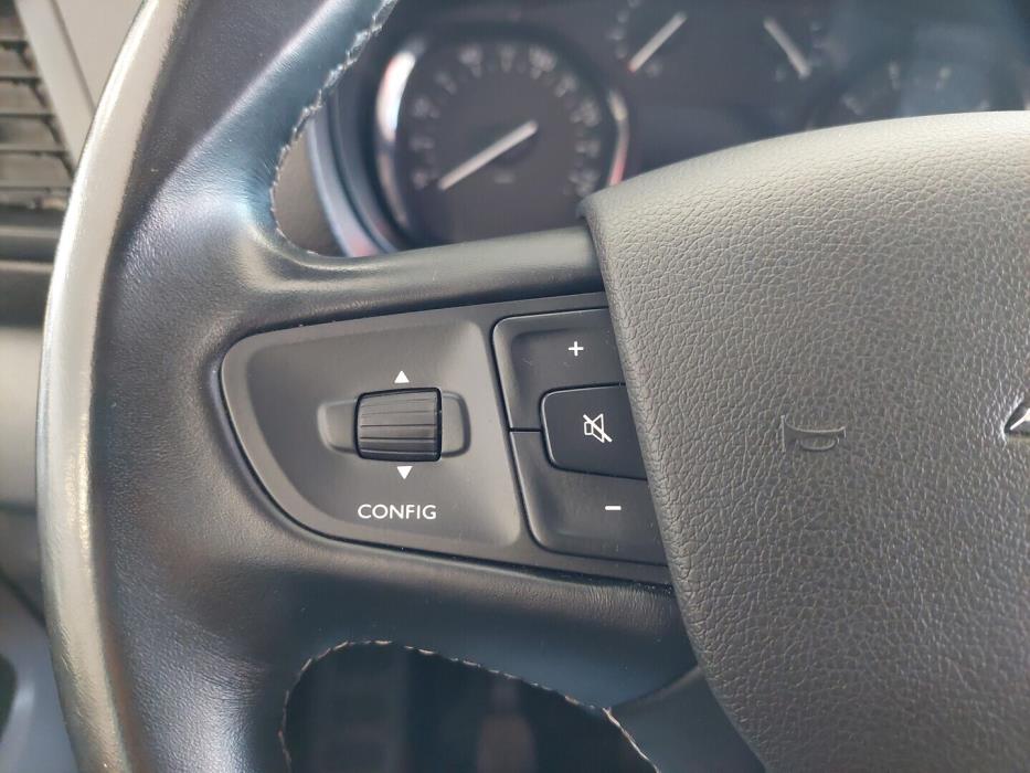 OPEL Vivaro 2021