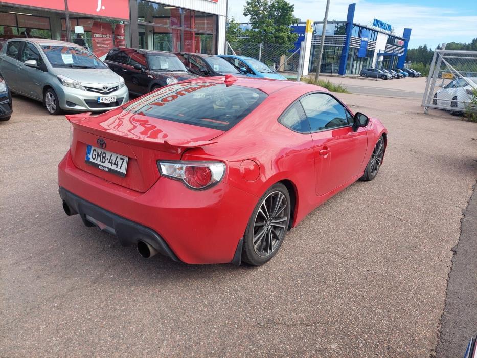 TOYOTA GT86 2016