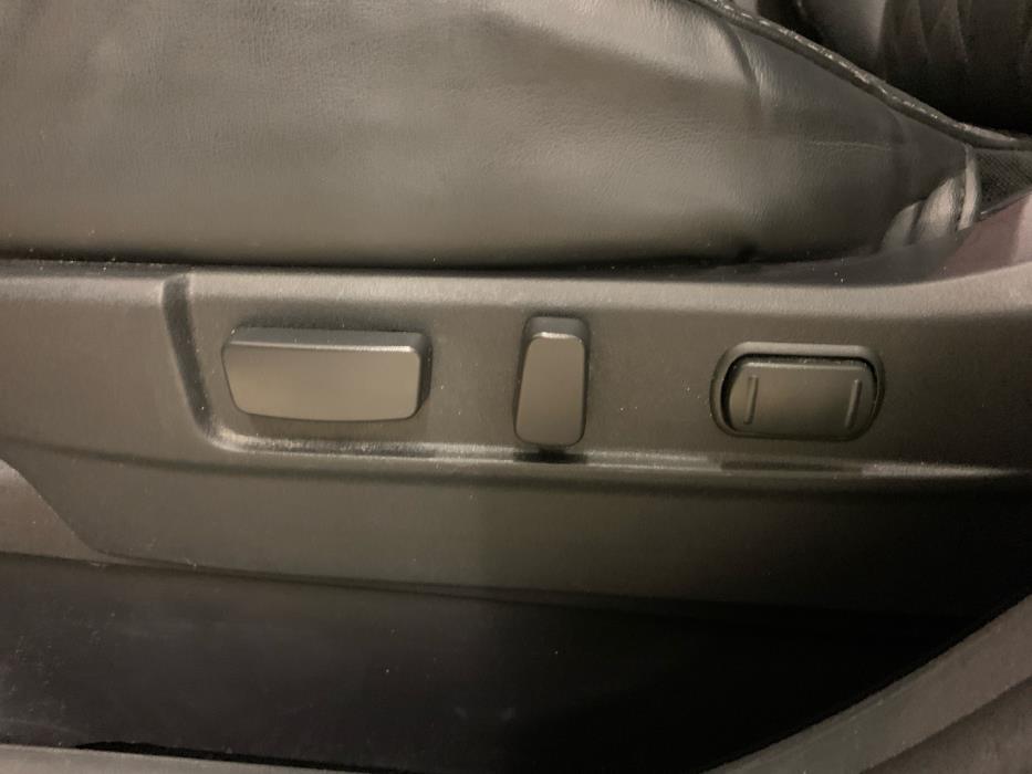 MITSUBISHI Outlander PHEV 2020