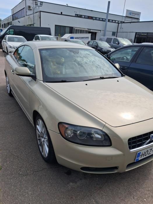 VOLVO C70 2006
