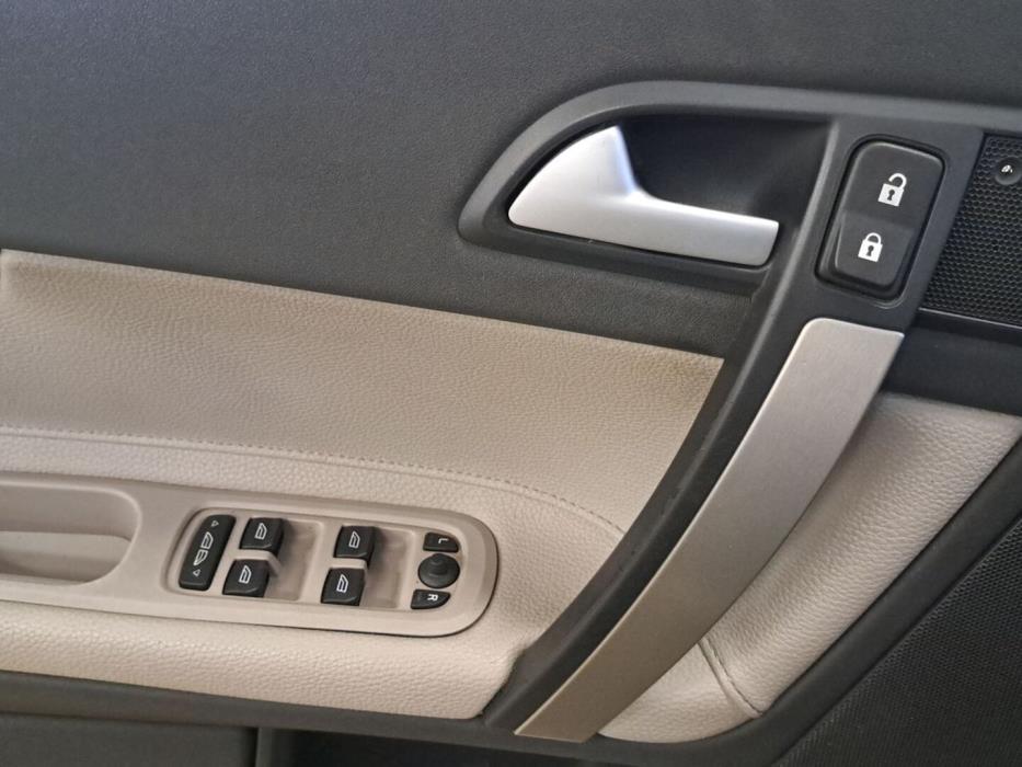 VOLVO C70 2006