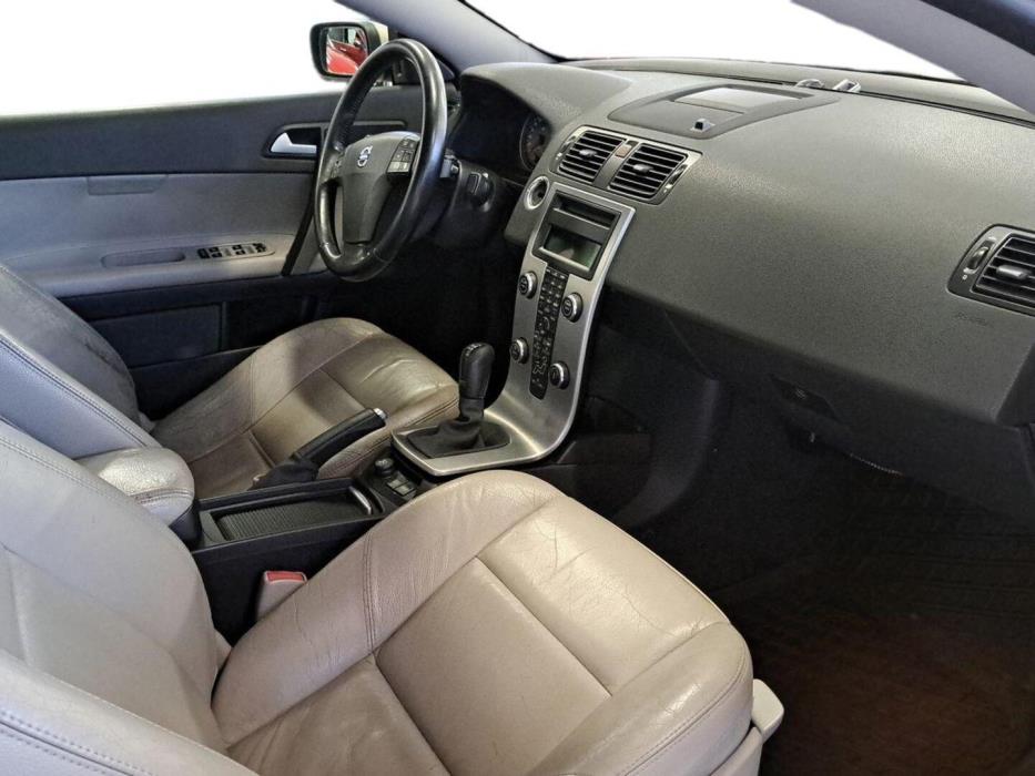 VOLVO C70 2006
