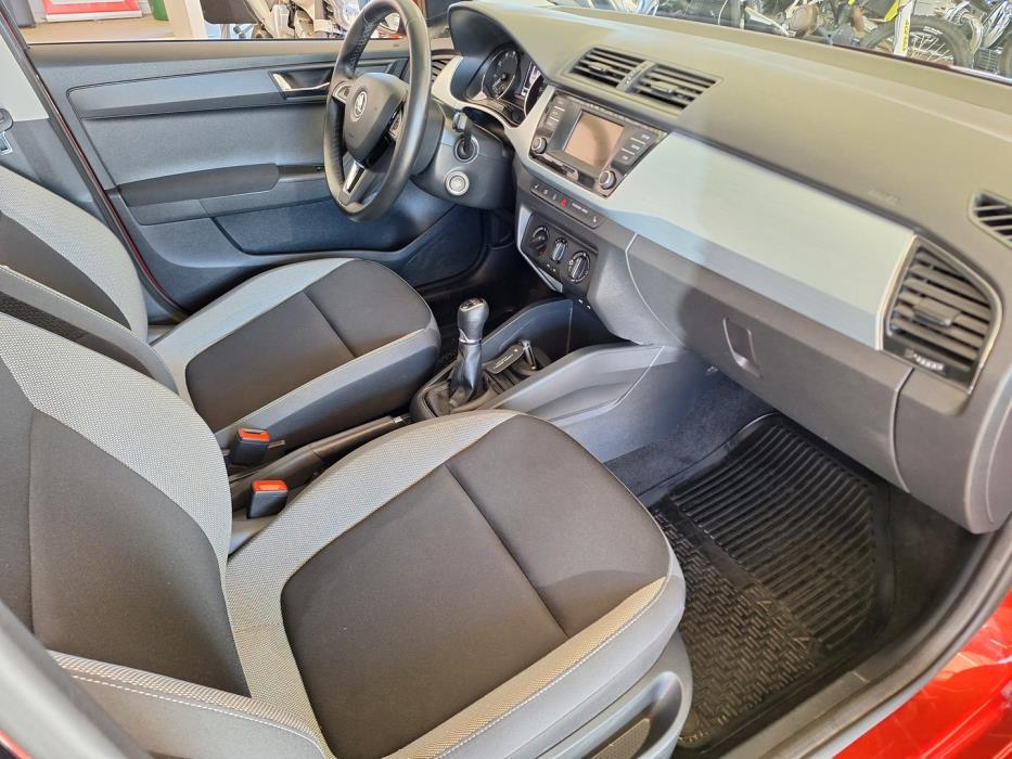 SKODA Fabia 2016