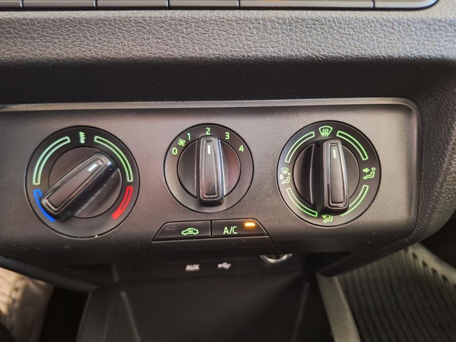 SKODA Fabia 2016