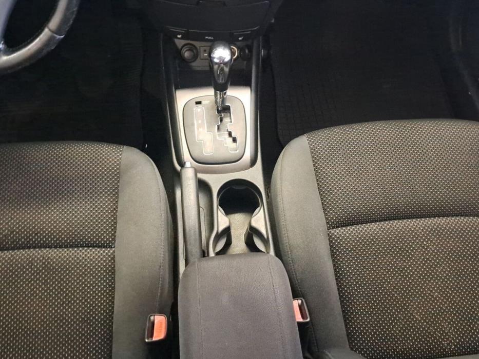 HYUNDAI i30 2010
