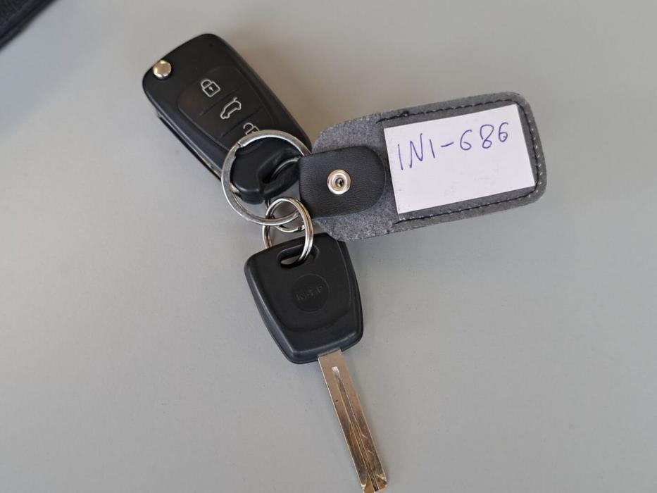 HYUNDAI i30 2010
