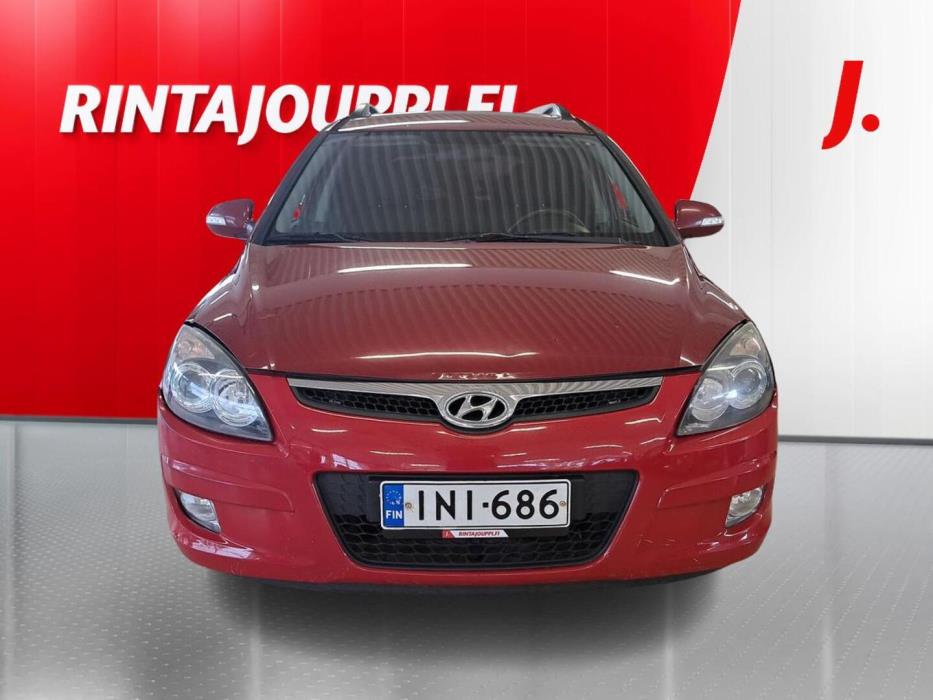 HYUNDAI i30 2010