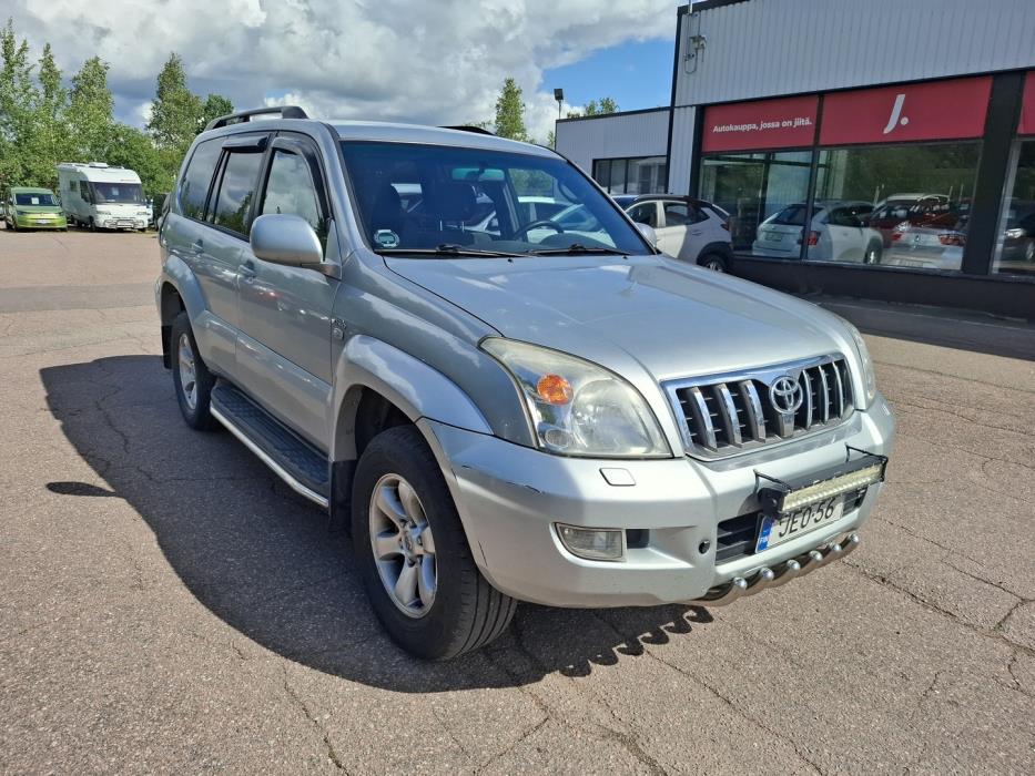 TOYOTA Land Cruiser 2003