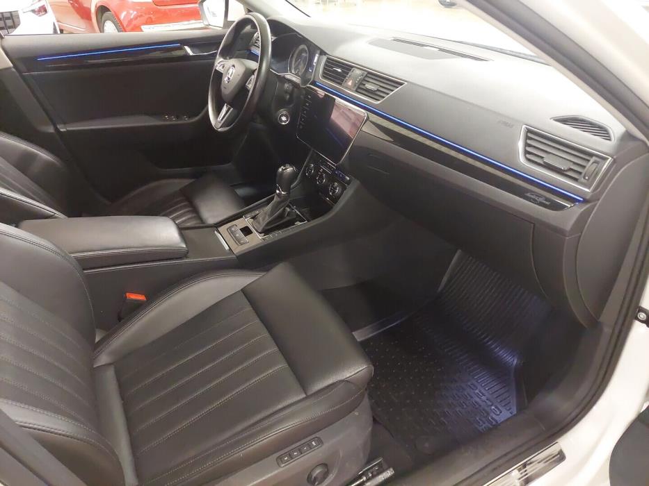 SKODA Superb 2019