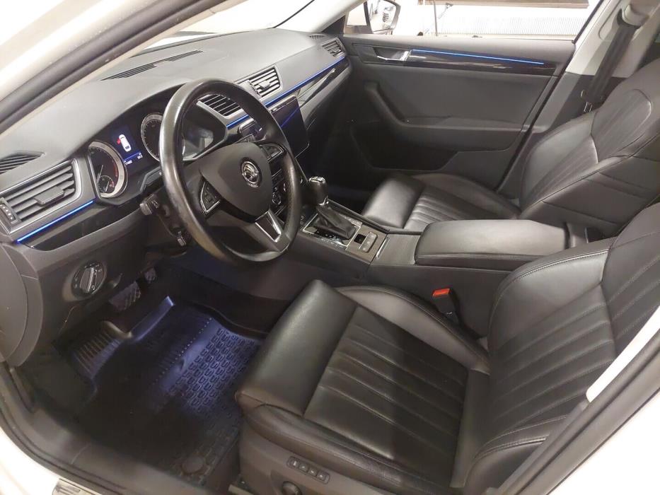 SKODA Superb 2019
