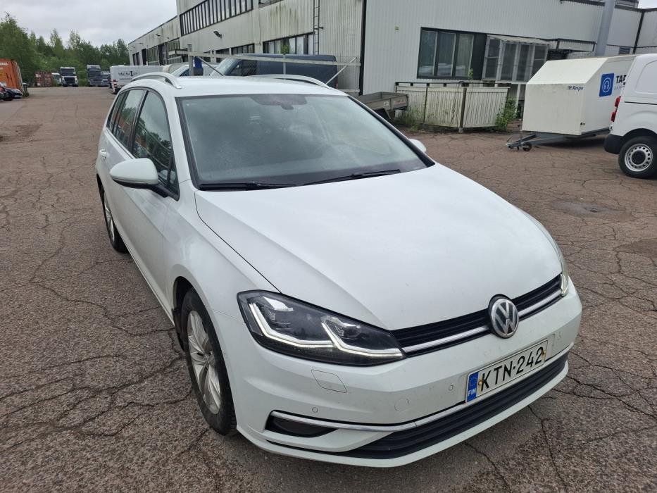 VOLKSWAGEN Golf 2019
