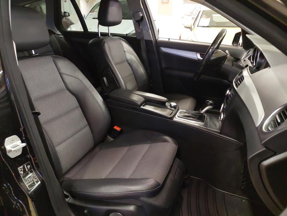 MERCEDES-BENZ C 2011