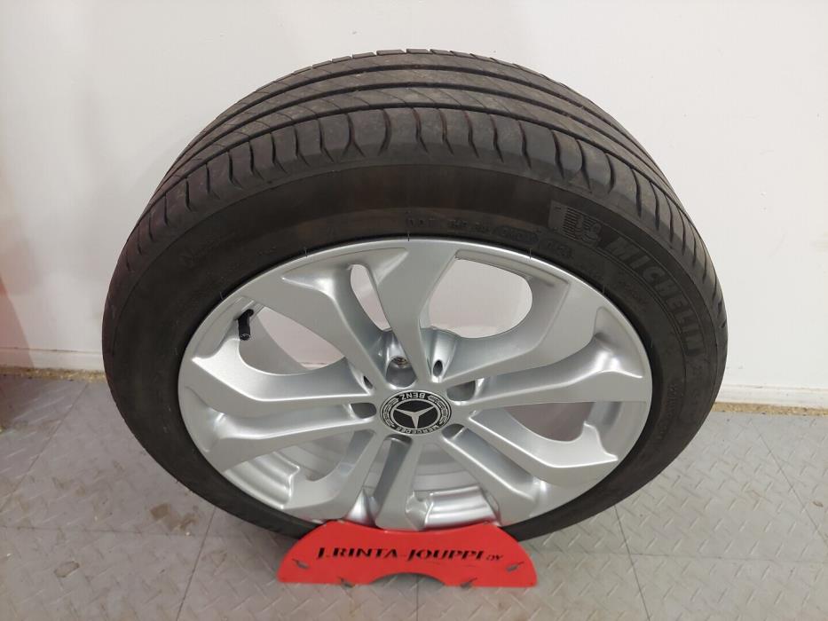 MERCEDES-BENZ C 2011