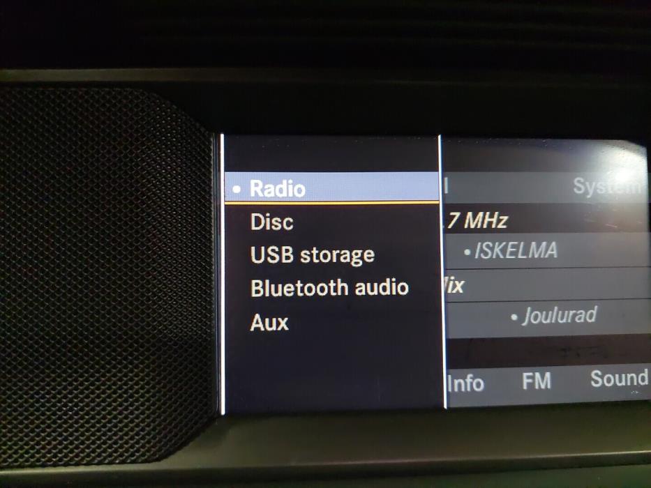 MERCEDES-BENZ C 2011