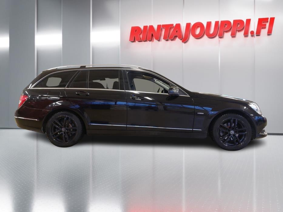 MERCEDES-BENZ C 2011