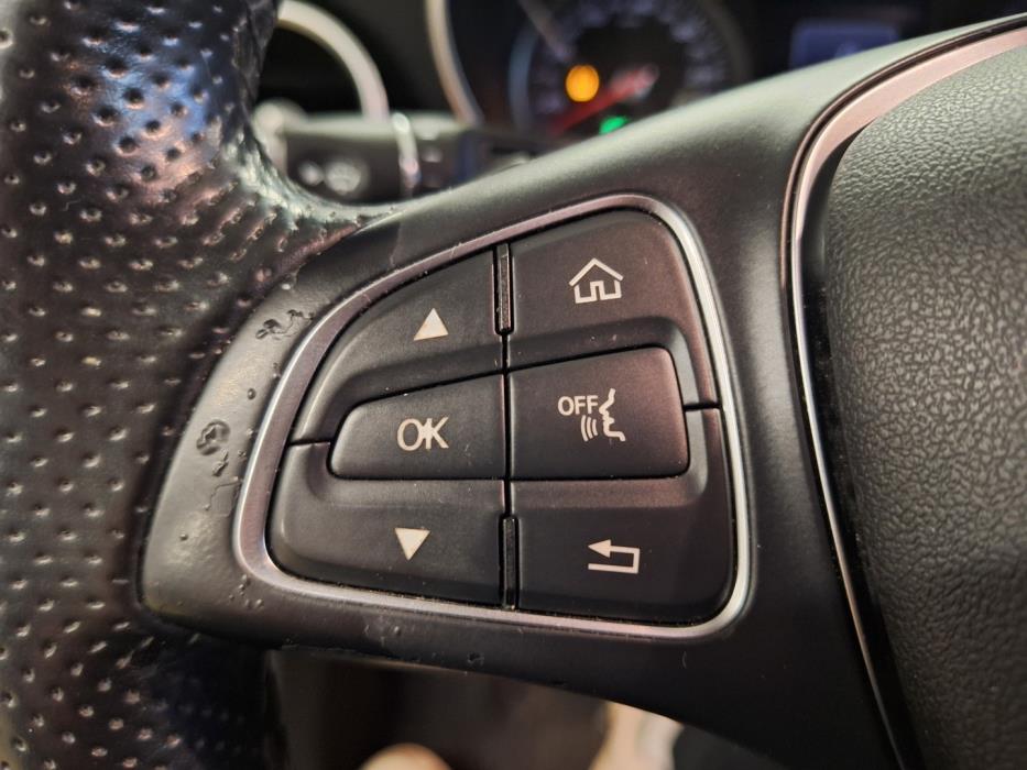 MERCEDES-BENZ C 2015