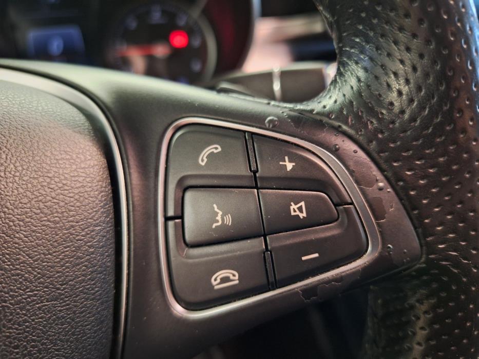 MERCEDES-BENZ C 2015