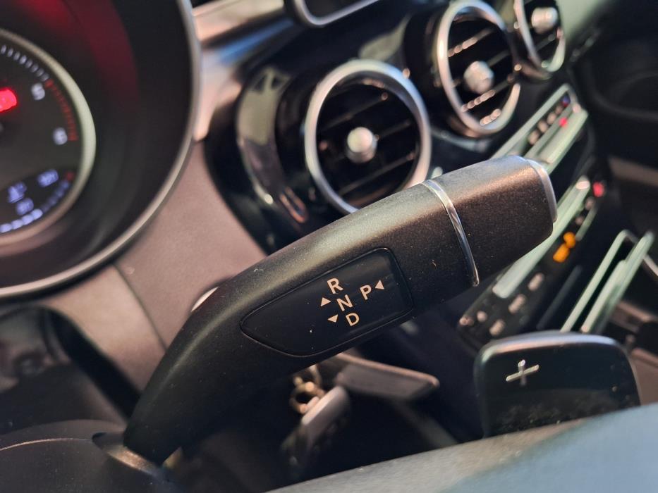 MERCEDES-BENZ C 2015