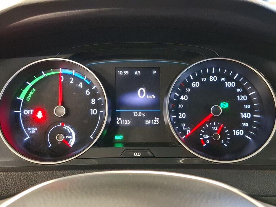 VOLKSWAGEN Golf 2019