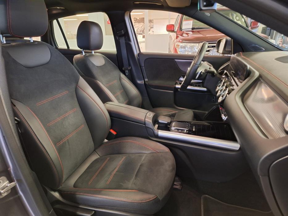 MERCEDES-BENZ EQA 2023