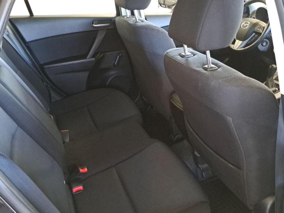 MAZDA Mazda3 2011