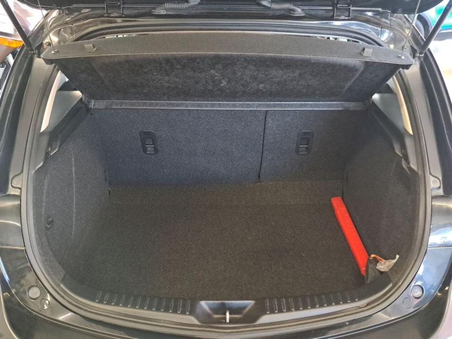 MAZDA Mazda3 2011