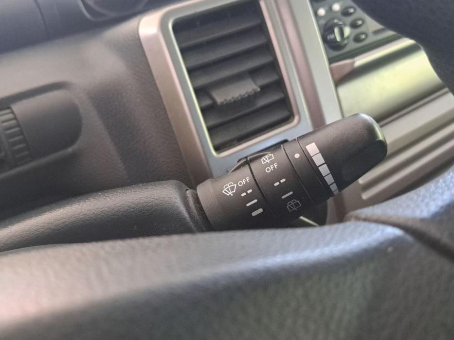 NISSAN X-TRAIL 2005