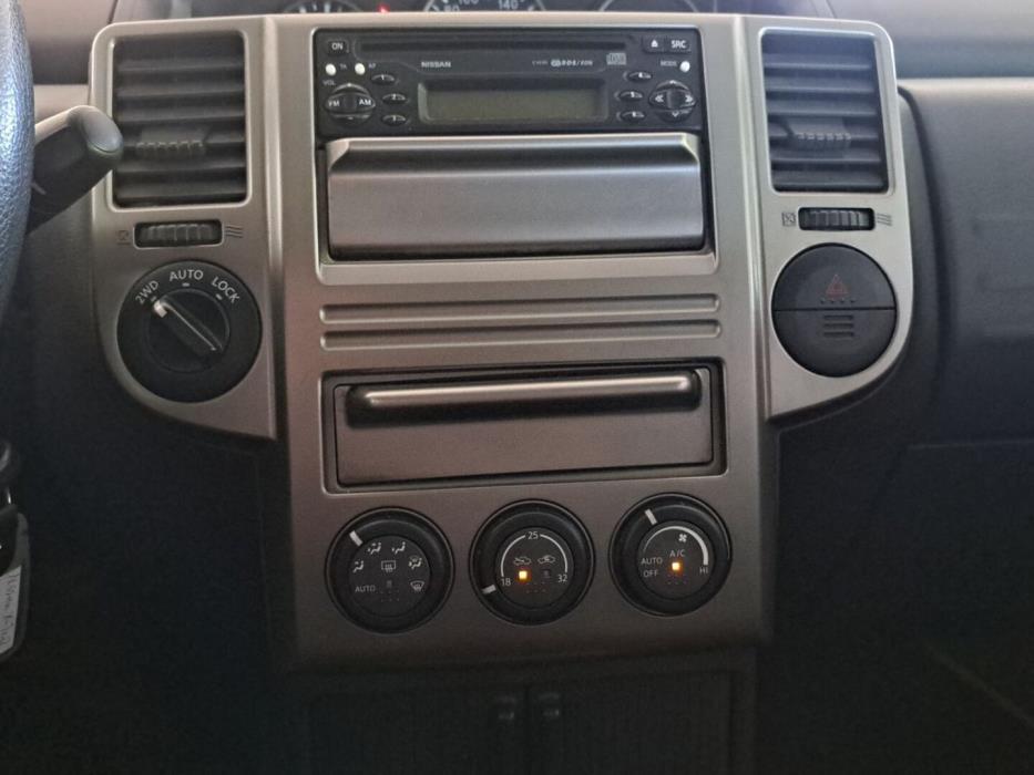 NISSAN X-TRAIL 2005