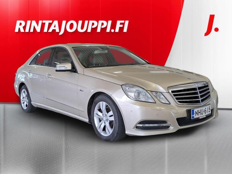 MERCEDES-BENZ E 2011
