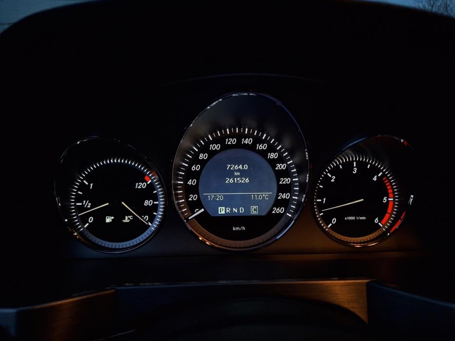 MERCEDES-BENZ GLK 2010