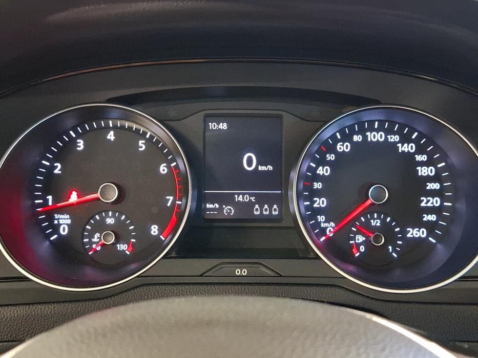 VOLKSWAGEN Passat 2017