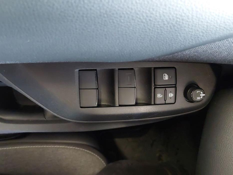 TOYOTA Yaris Cross 2024