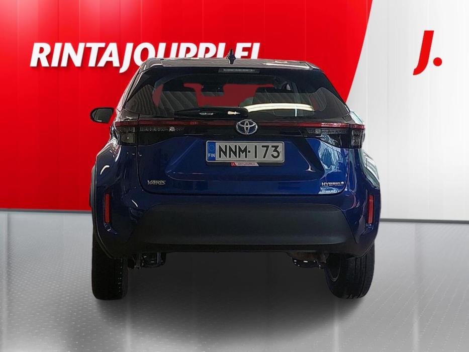 TOYOTA Yaris Cross 2024
